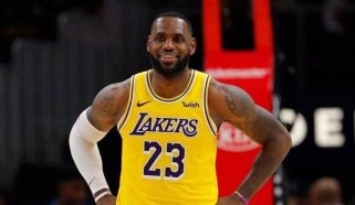 NBA历史得分35十排行榜（记录篮球历史的辉煌壮举，见证伟大球员的不朽传奇）