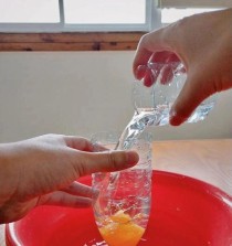 水压乒乓球实验的原理及应用（探索水压力对乒乓球运动的影响，揭示其物理原理和实际应用）