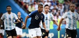 法国18世界杯进球盛宴（探索法国足球神奇进攻之路）