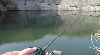 红枫湖钓鱼乐趣无限（探寻路亚钓法的魅力）