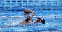 游泳中考100米满分技巧（掌握正确姿势，提升游泳水平）