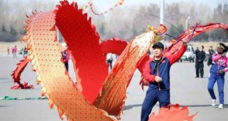 如何正确放线乒乓球球拍（掌握正确的线路布置方法，提升球拍使用效果）