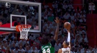 NBA单节三分球排行榜（火箭、勇士、马刺等队的球员在单节比赛中的三分狂飙）
