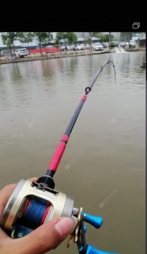 路亚钓鱼技巧（解决路亚钓鱼中鱼咬口模糊的问题，提高钓鱼效果）