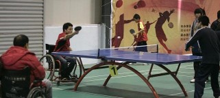 乒乓球接球技巧与战术攻略（提高乒乓球接球水平，成为技艺精湛的选手）