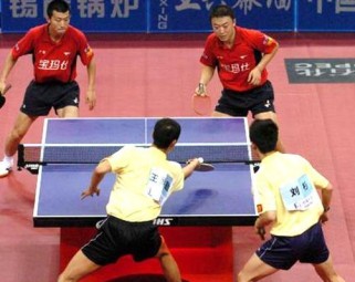 乒乓球跑位训练的技巧与方法（提高乒乓球运动员的跑位能力，从基础训练开始）