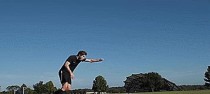 踢足球的技巧与方法（提高足球技术水平的关键要素）