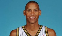 雷吉·米勒（纪念雷吉·米勒的职业生涯，探索他在NBA中的突出表现）